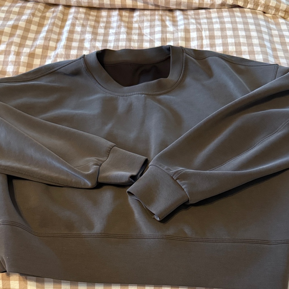 Lululemon Brown soft streme crew neck